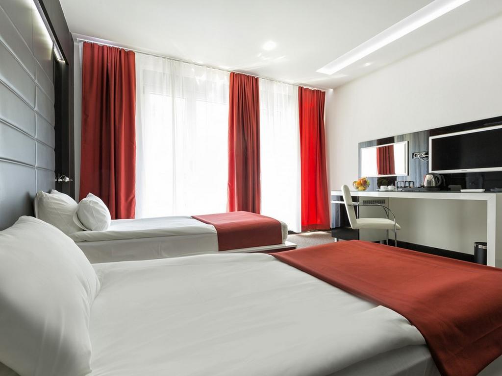 Nova City Garni Hotel Signature Collection Belgrado Exterior foto